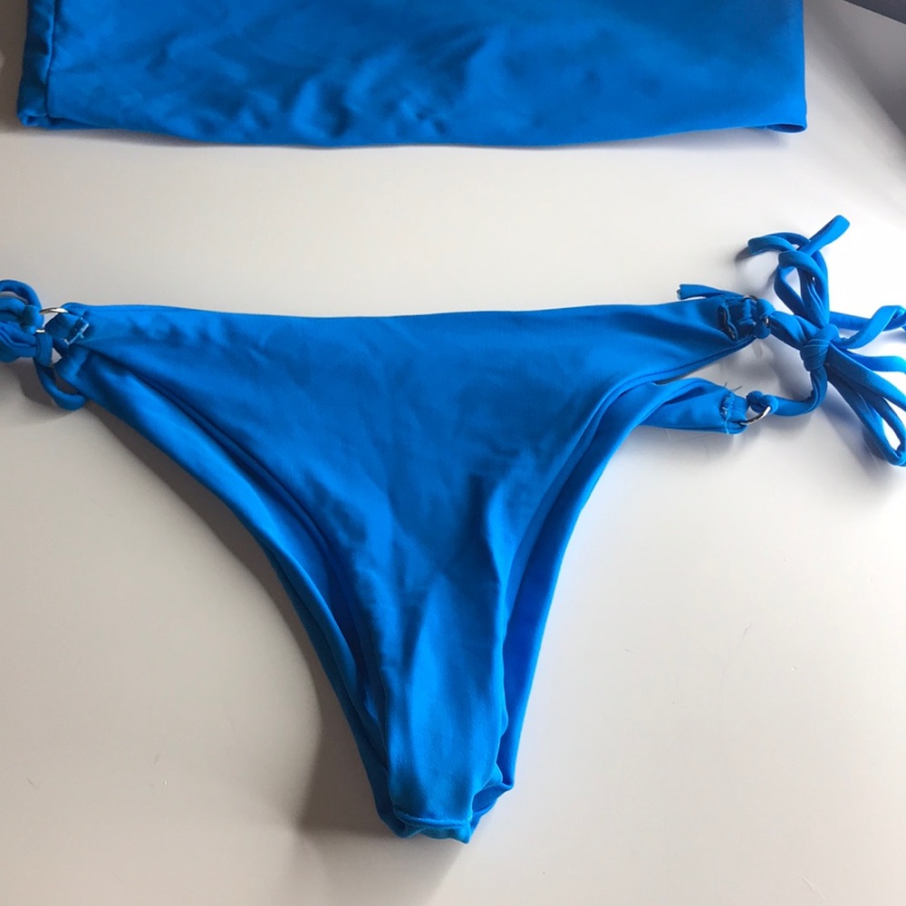Blue Bikini Set - Picture 2 of 6